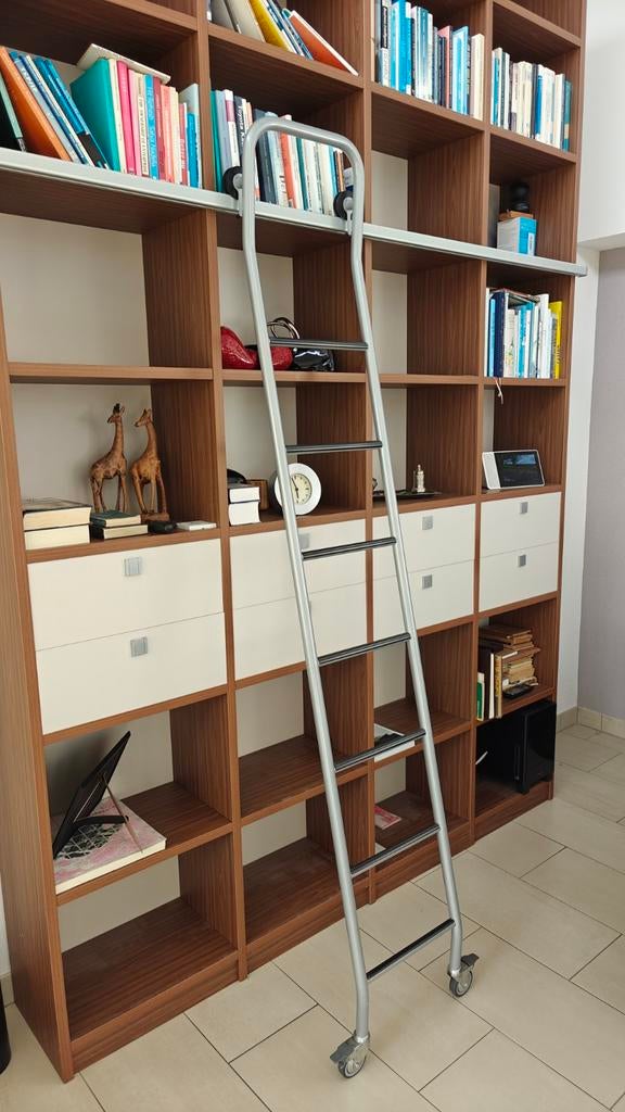 Verrijdbare Boekenkastladder - Ideaal voor hoge kasten, Ophalen, Minder dan 50 cm, Gebruikt, 200 cm of meer