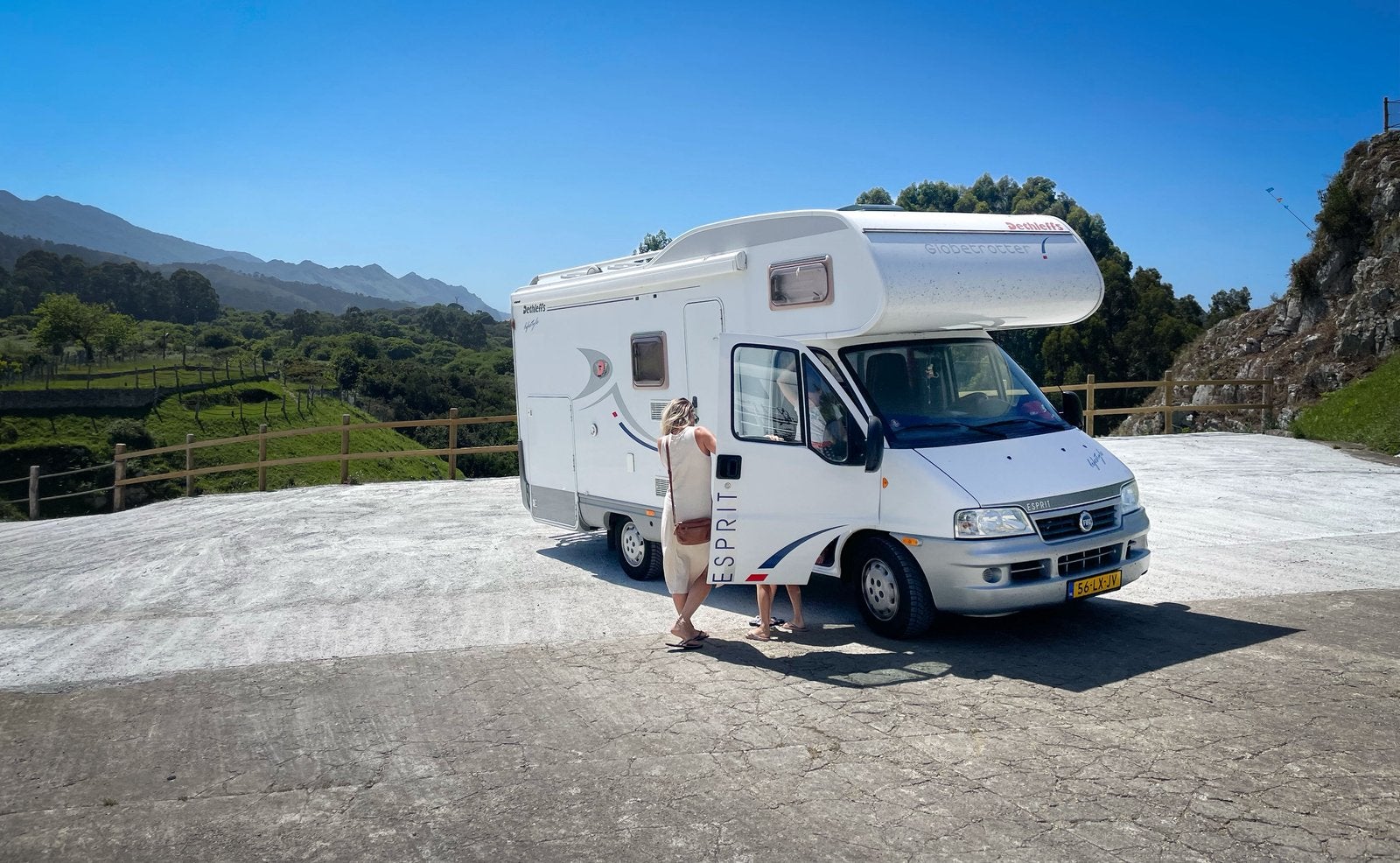 DETHLEFFS GLOBETROTTER 2.8 JTD 2003 zeer netjes !, Caravans en Kamperen, Campers, Koelkast, Alkoof, Ringverwarming, Fiat