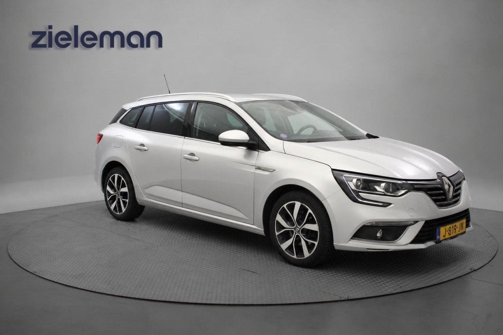 Renault MEGANE Estate 1.3 TCe Bose Automaat - Carplay, Navi,, Auto's, Gebruikt, Euro 6, 4 cilinders, Met garantie (alle)