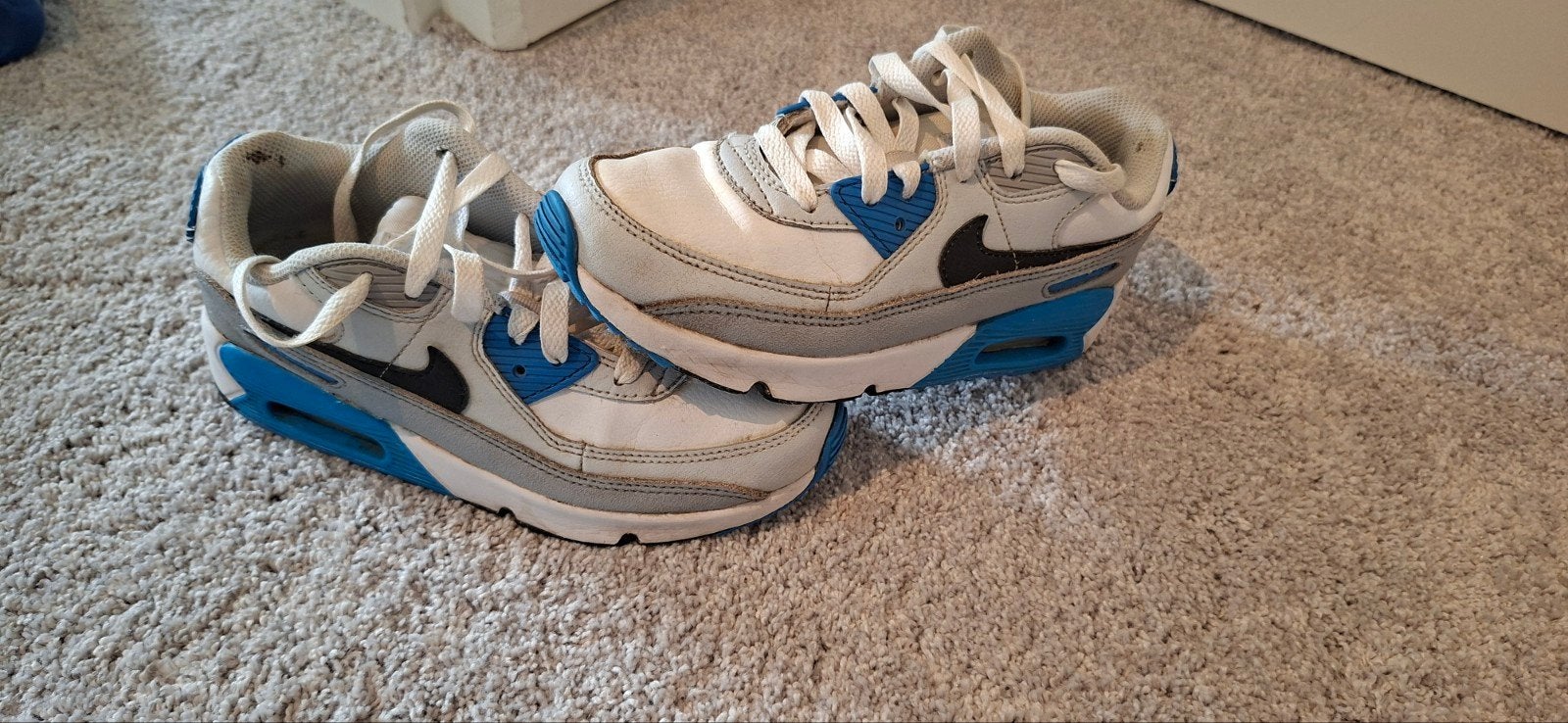 Nike Air Max 90 - Maat 34, Kinderen en Baby's, Kinderkleding | Schoenen en Sokken, Ophalen of Verzenden, Zo goed als nieuw, Nike