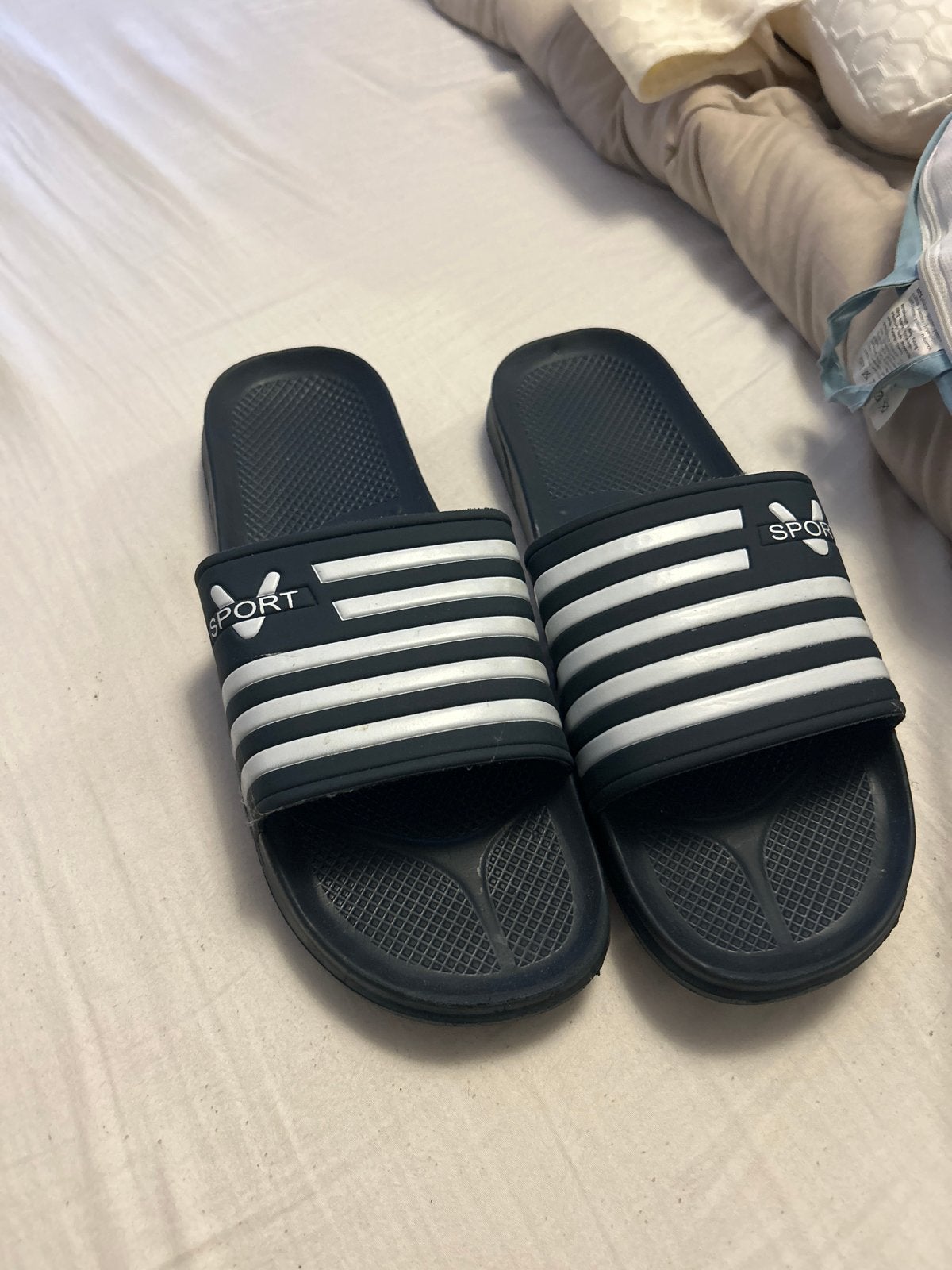 Sportieve slippers maat 45, Ophalen, Zo goed als nieuw, Blauw, Slippers