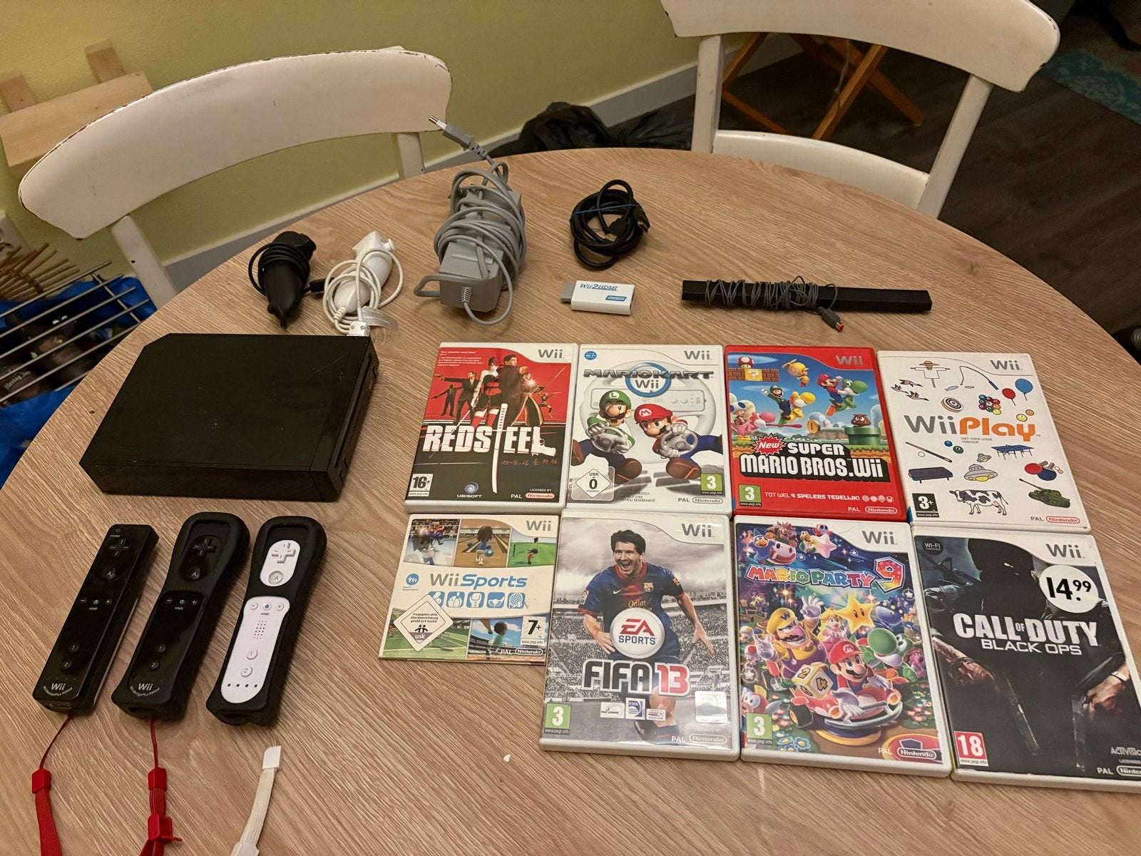 Complete Wii-set met 3 controllers en 8 games, Ophalen of Verzenden, Gebruikt, Met 3 controllers of meer, Met games