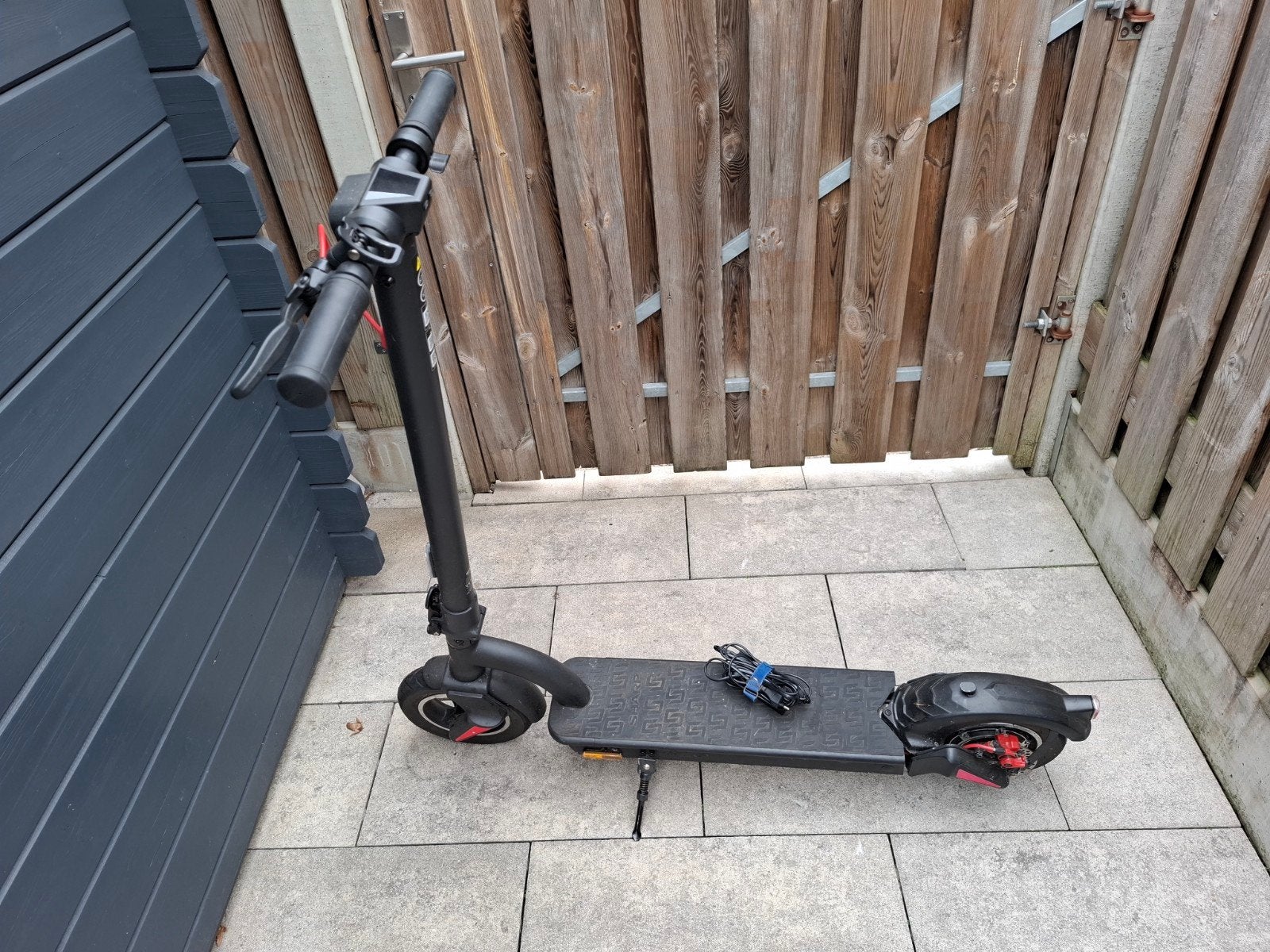 Tekoop een elektrische step merk sharp, Ophalen, Zo goed als nieuw, Elektrische step (E-scooter)