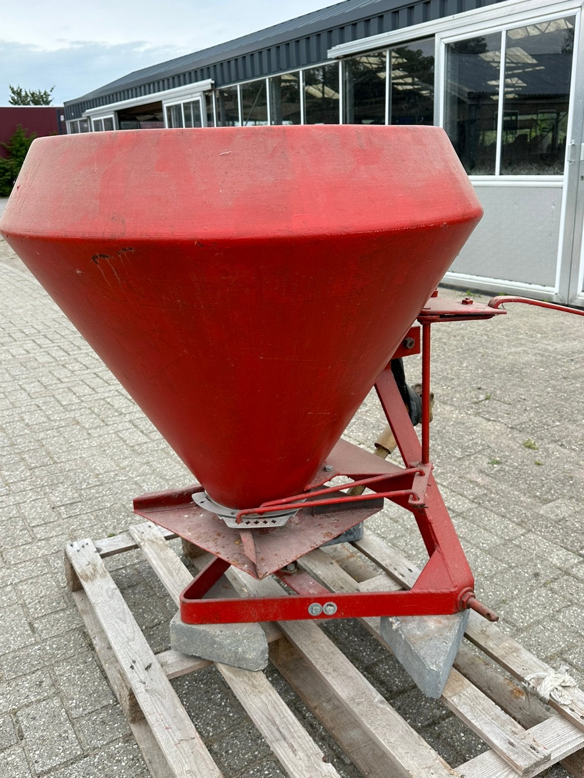 Lely kunstmeststrooier, Tuin en Terras, Ophalen