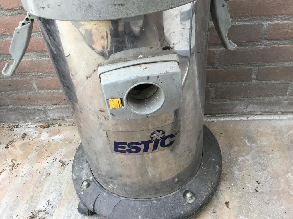 Estic waterstofzuiger met stofkap en toebehoren, Ophalen, Gebruikt