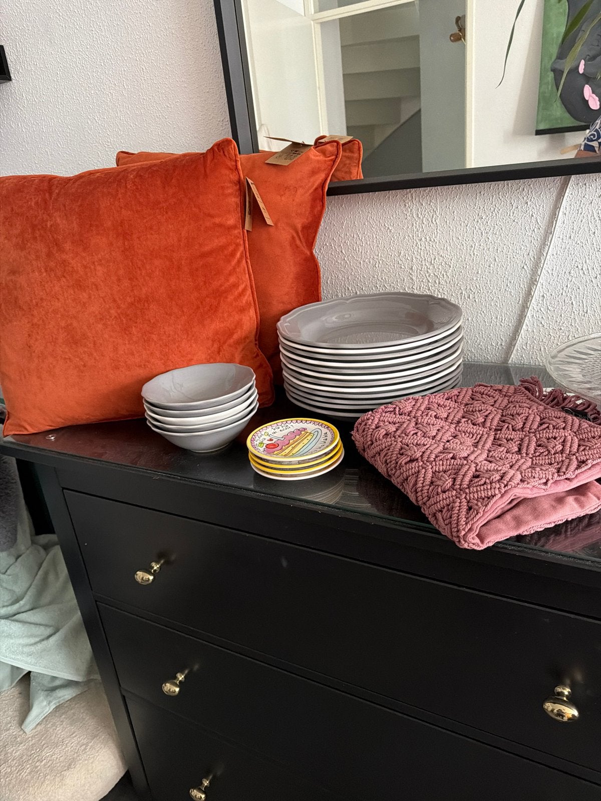 Servies en kussens, Ophalen, Gebruikt, Keramiek, Bord(en)