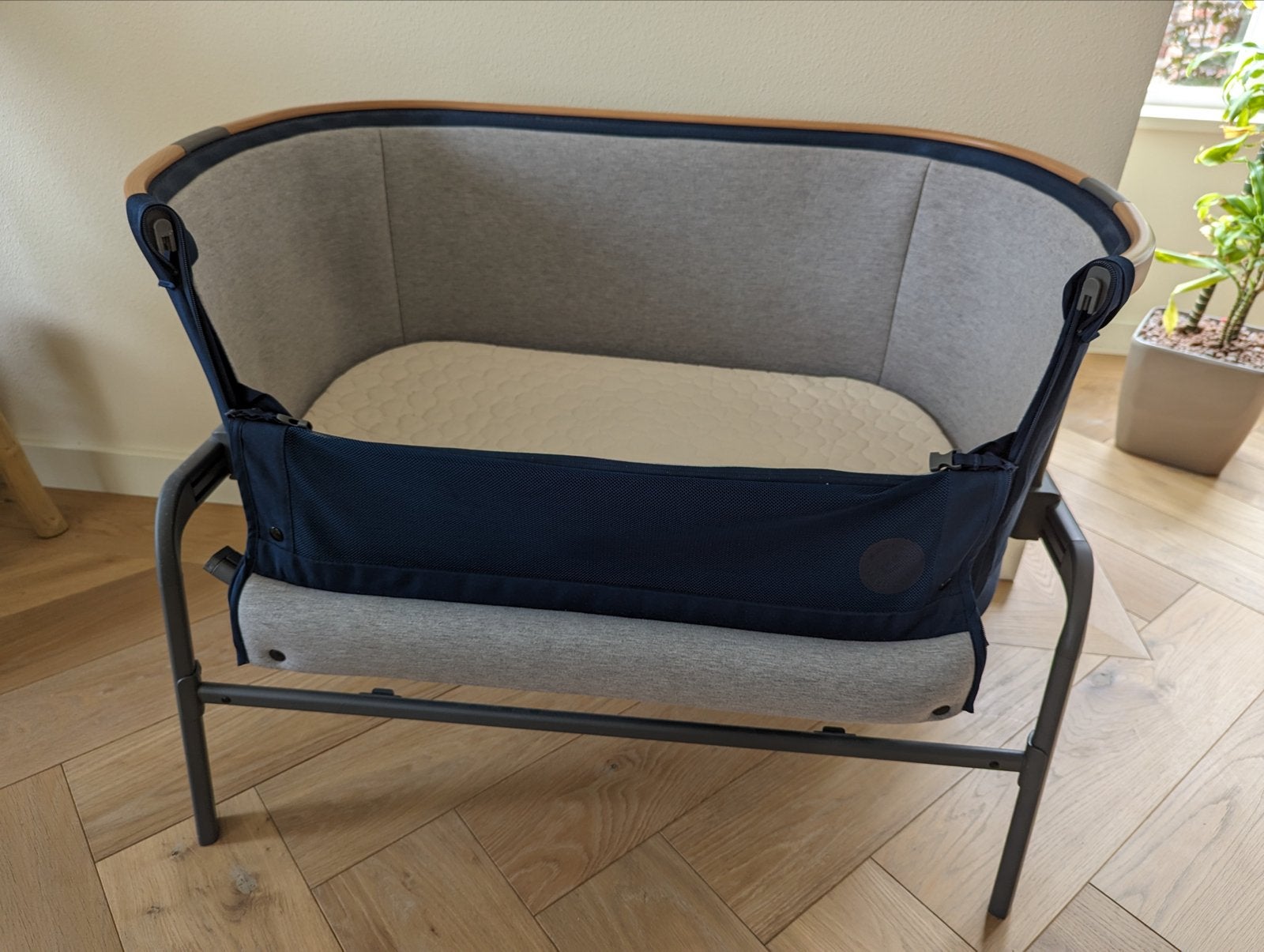 Maxi-Cosi Iora Co-Sleeper Wieg - Zo goed als nieuw, Ophalen of Verzenden, Zo goed als nieuw, Wieg