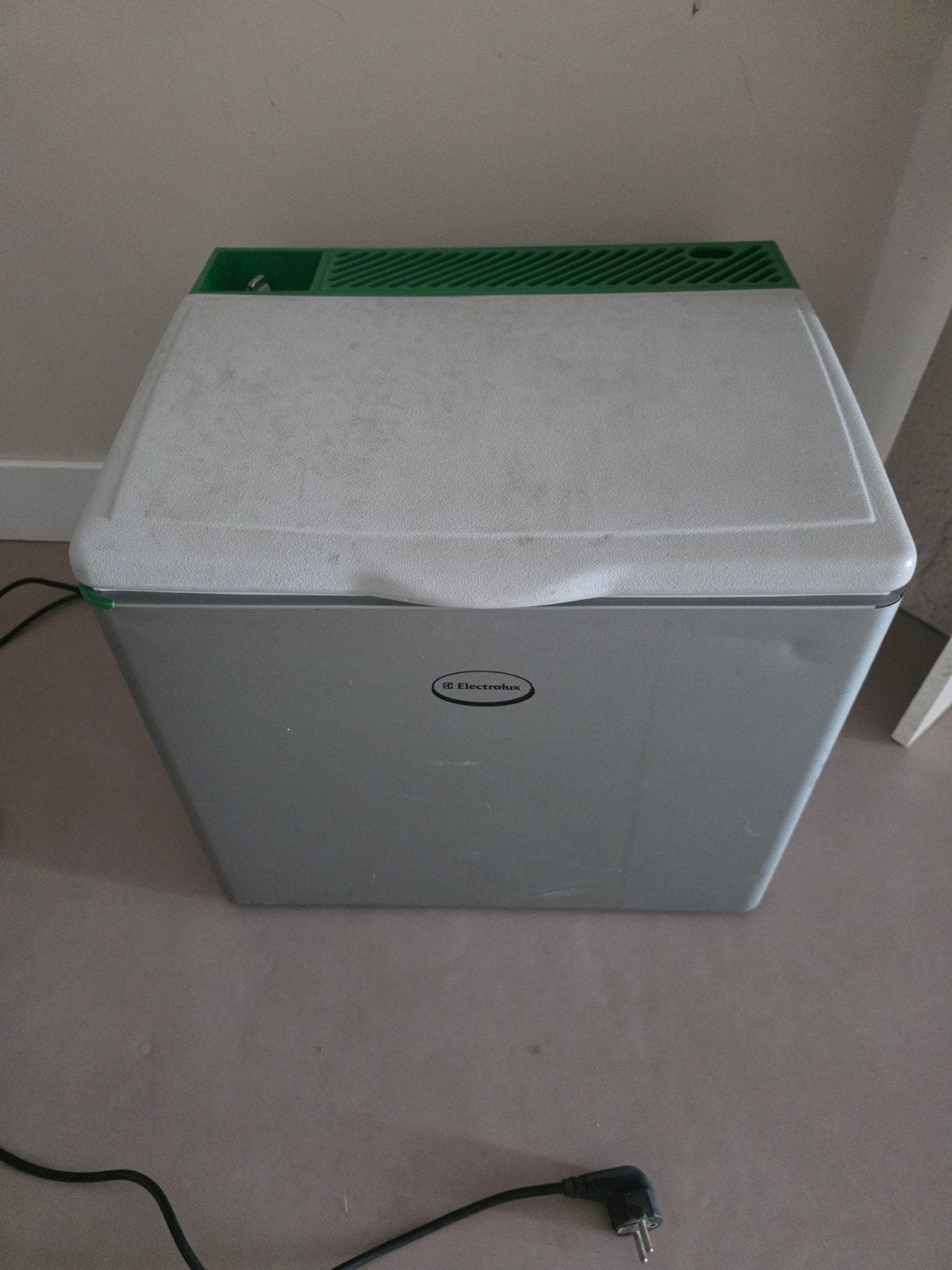 Koelbox op gas en stroom, Witgoed en Apparatuur, Koelkasten en IJskasten, Minder dan 75 liter, Ophalen of Verzenden, Zonder vriesvak