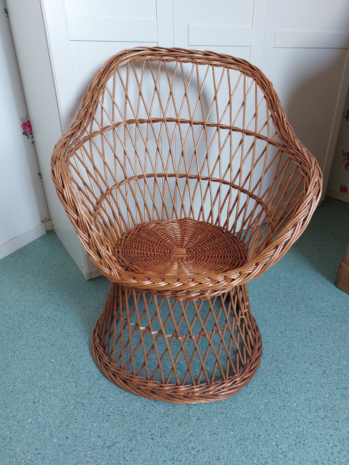 Rotan stoel, in prima staat, Ophalen, Zo goed als nieuw, Bruin, Eén