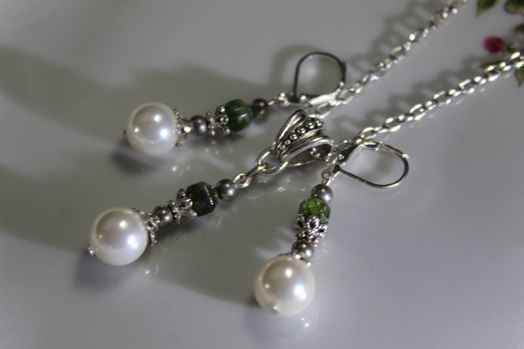 Toermalijn en parel , halsketting en oorbellen, Sieraden, Tassen en Uiterlijk, Oorbellen, Overige materialen, Hangers, Ophalen of Verzenden