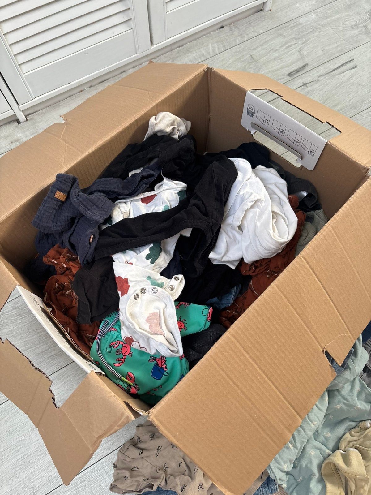 Verhuisdoos vol jongens kleding maat 86/92, Ophalen of Verzenden, Zo goed als nieuw, Maat 86