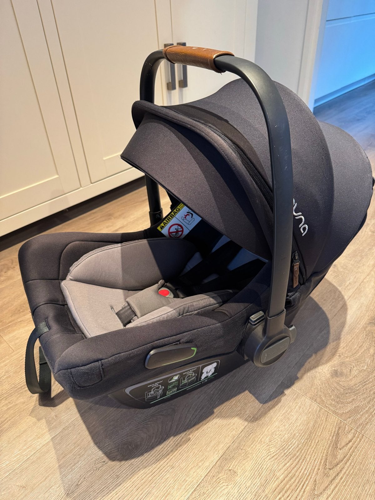 Nuna Pipa Next autostoel, Kinderen en Baby's, Autogordel of Isofix, 0 t/m 18 kg, Afneembare rugleuning, Zo goed als nieuw