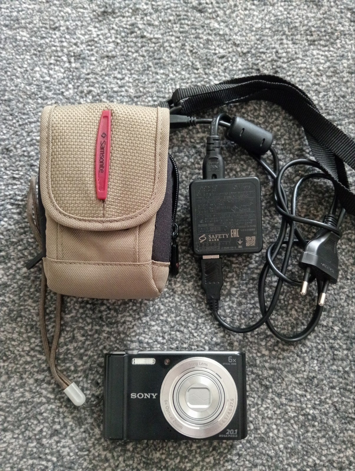 Sony Cyber-shot DSC-W810 Compactcamera - Zwart, Accu, Verzenden, Zo goed als nieuw, Compactcamera
