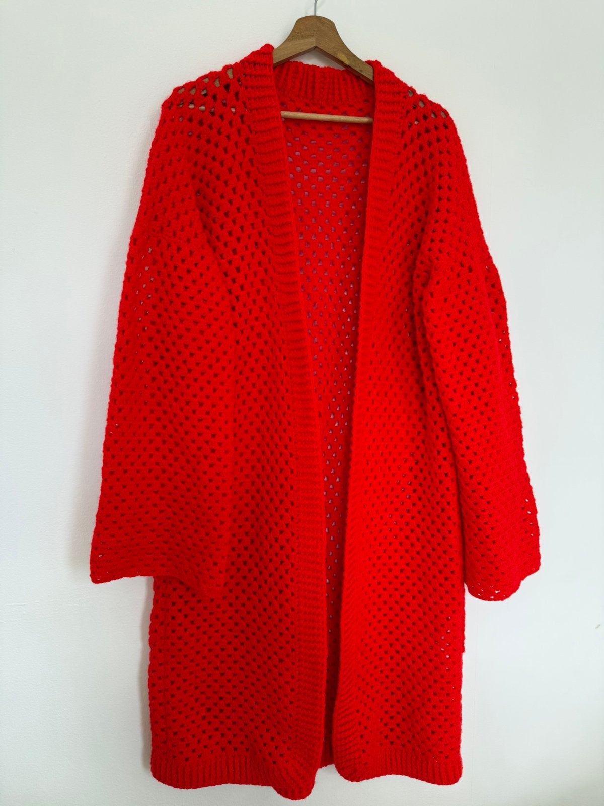 Handgemaakt Rood Gehaakt Lang Vest (Nieuw!), Ophalen of Verzenden, Nieuw, Maat 42/44 (L), Rood