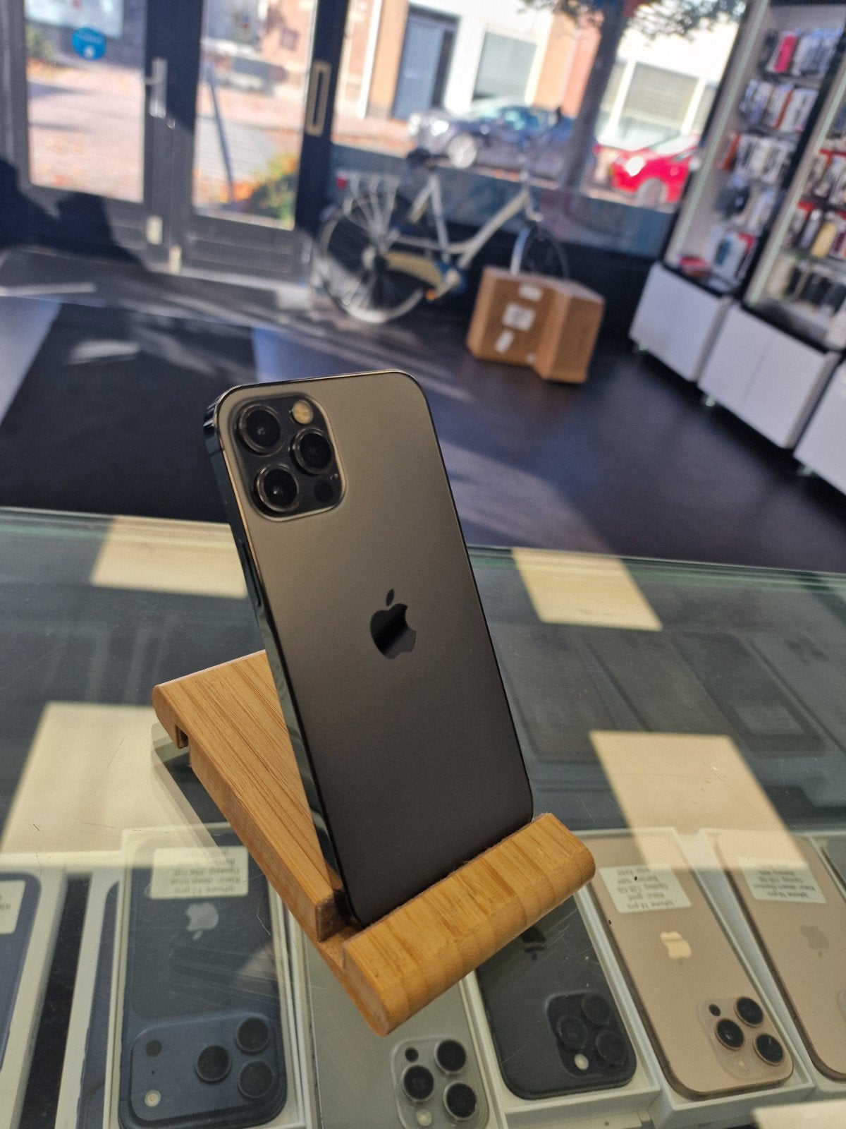 iPhone 12 Pro (128GB), Telecommunicatie, 128 GB, Apple, Zwart, Zo goed als nieuw