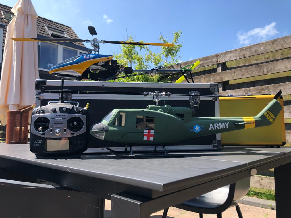 2x RC Helikopter KDS450 bell huey UH1 + KDS 450, RTF (Ready to Fly), Helikopter, Zo goed als nieuw, Ophalen