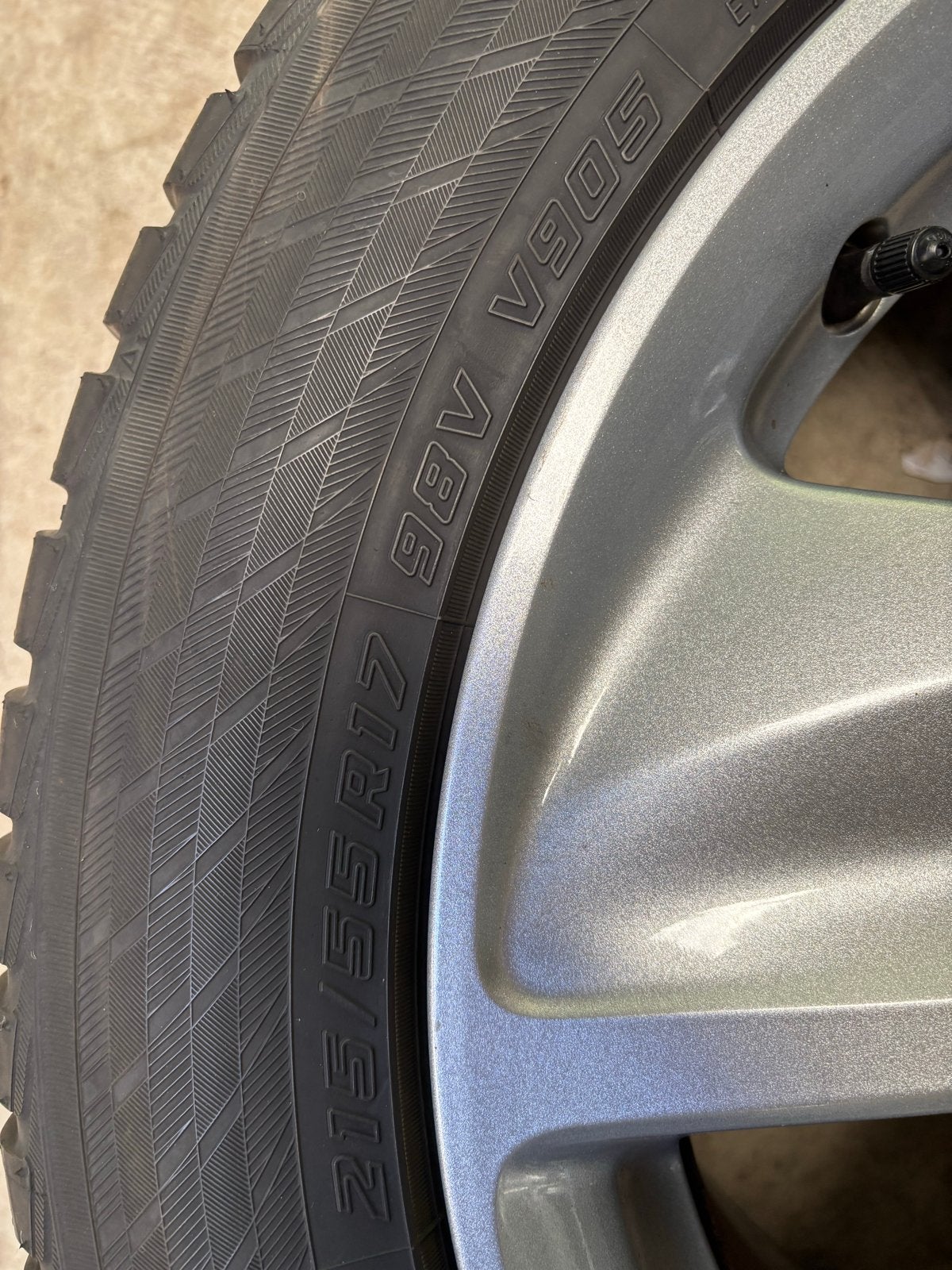 Yokohama Winterbanden met Velgen 215/55R17, Ophalen, Banden en Velgen, 17 inch, Winterbanden
