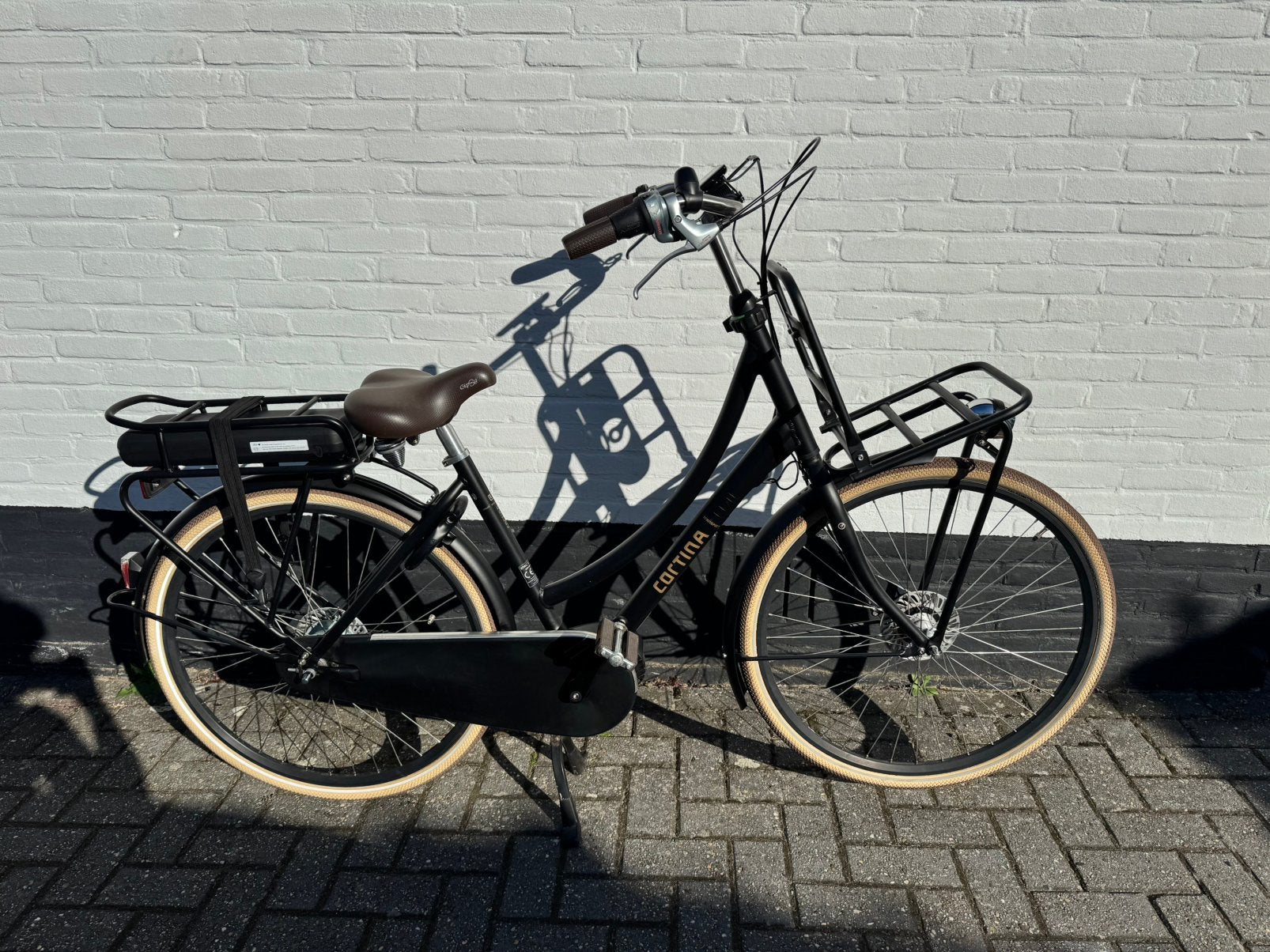 Elektrische Cortina U4 met Bafang middenmotor - kmstand 1181, 47 tot 51 cm, Ophalen, Zo goed als nieuw