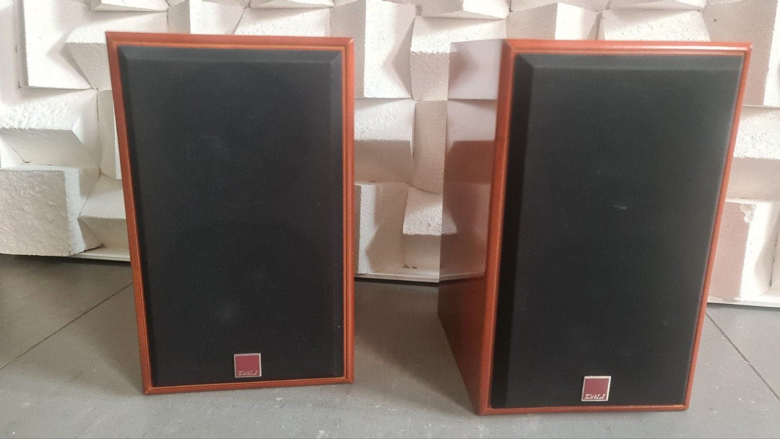 Dali Manuet, Audio, Tv en Foto, Luidsprekers, Zo goed als nieuw, 120 watt of meer, Front, Rear of Stereo speakers, Ophalen