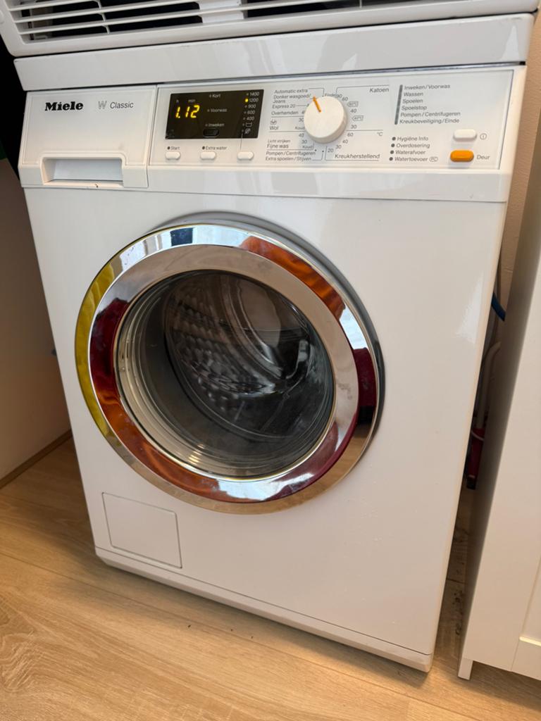 Miele WDA110 Wasmachine zeer nette staat, Ophalen, 6 tot 8 kg, 85 tot 90 cm, 1600 toeren of meer