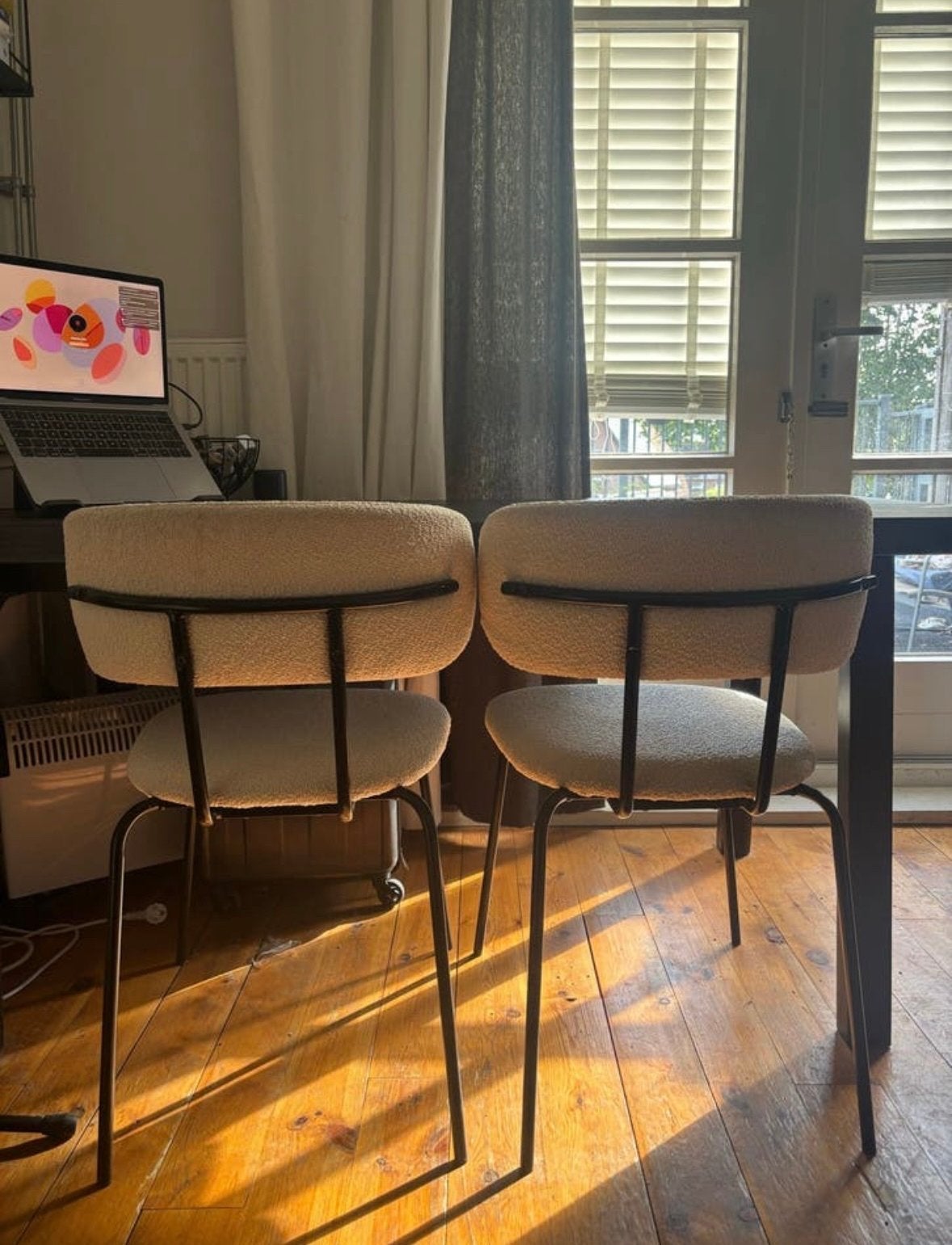 Set van 2 kwantum Eetkamerstoelen - Crème/Zwart, Huis en Inrichting, Stoelen, Ophalen, Twee, Overige kleuren, Zo goed als nieuw
