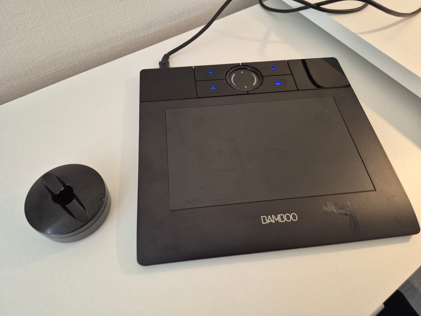 Wacom Bamboo MTE-450A Tekentablet (MTE-450/K(B)) zonder pen, Computers en Software, Tekentablets, Gebruikt, Multi-touch, Ophalen of Verzenden
