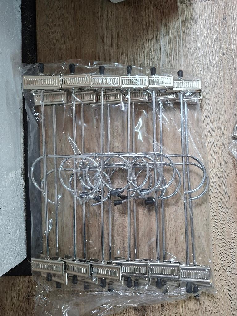 Metalen Kledinghangers met Clips - Nieuw in Verpakking, Ophalen, Nieuw, Metaal, Volwassenen