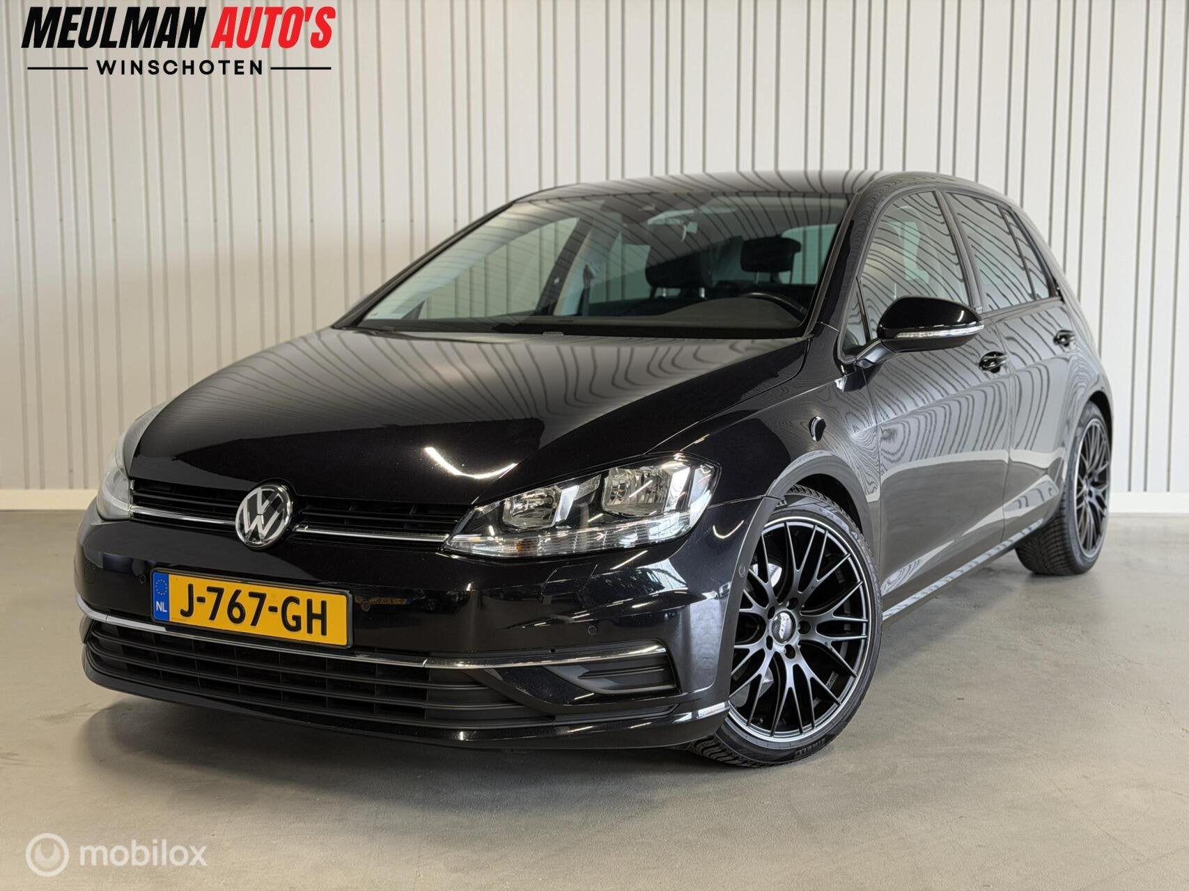 Volkswagen Golf 1.0 TSI Highline IQ drive stoelverwarm. navi, Gebruikt, Euro 6, 1165 kg, 116 pk