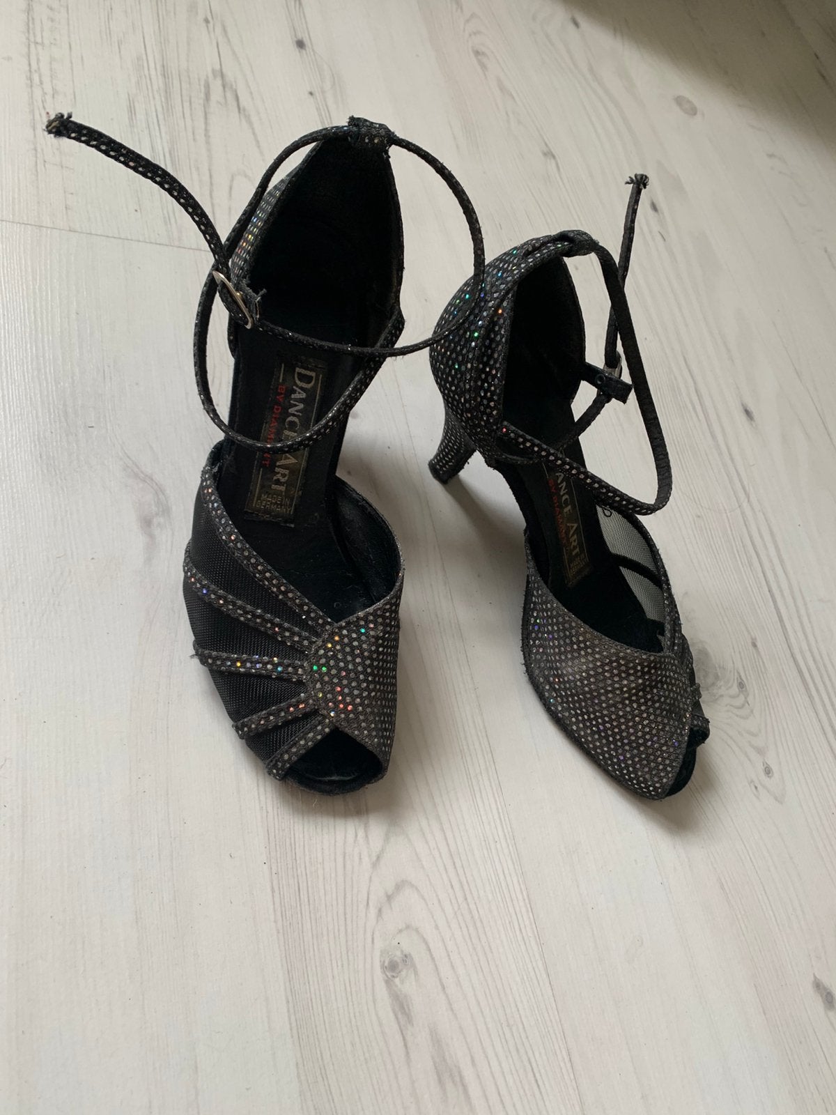 Dansschoenen glitter Diamant maat 4, Sport en Fitness, Dansen, Ophalen of Verzenden, Gebruikt, Schoenen