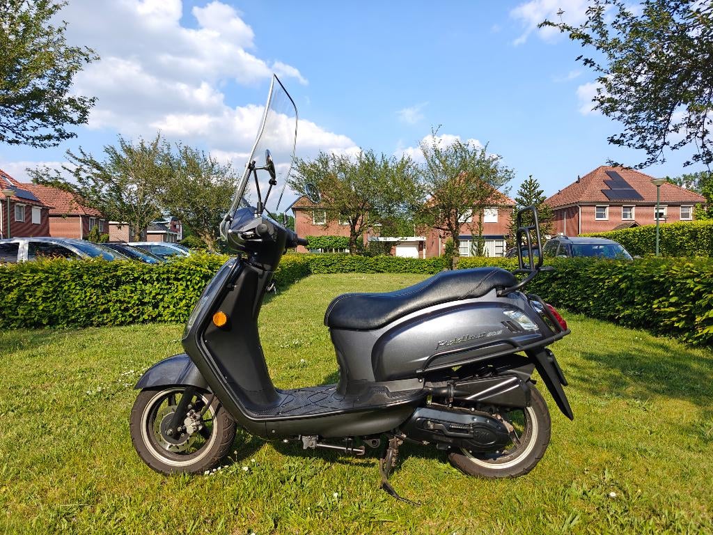 SYM Fiddle 2 Euro 4 scooter met LUMA-kettingslot en Helm, Ophalen, Gebruikt, Maximaal 45 km/u, Benzine
