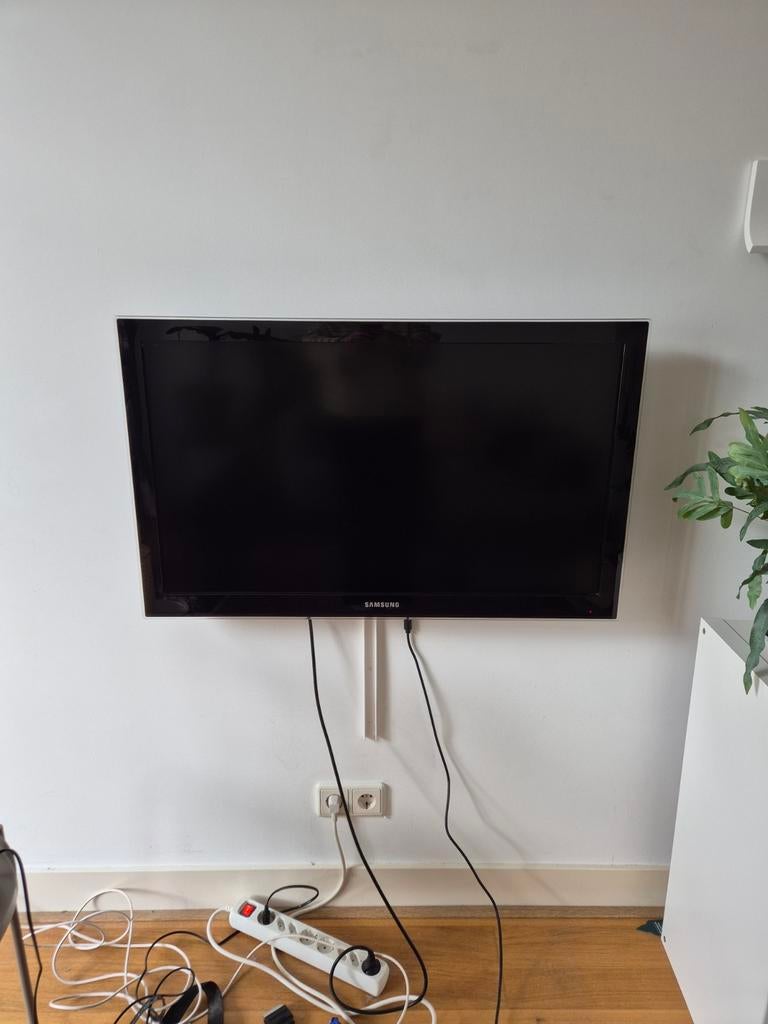 Samsung LE37C630K1W LCD TV - Zonder voet, Ophalen, Gebruikt, 50 Hz, LCD