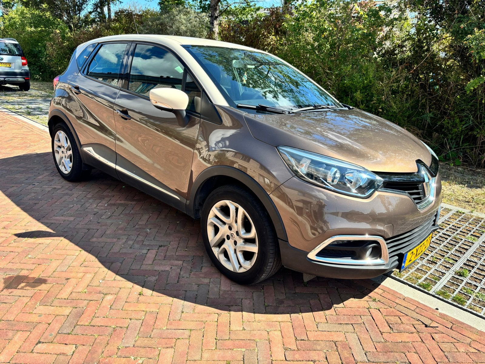 Zeer nette Renault Captur 0.9 TCE 90 2014 Bruin 97500km!, Auto's, Voorwielaandrijving, 898 cc, Stof, Bruin