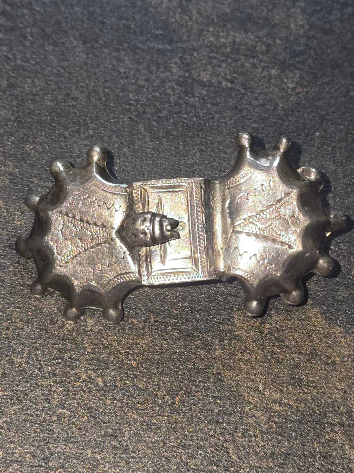 Antieke Zilveren Broche gemaakt van 18e/19e-eeuws Bijbelslot, Ophalen of Verzenden, Zilver, Broche