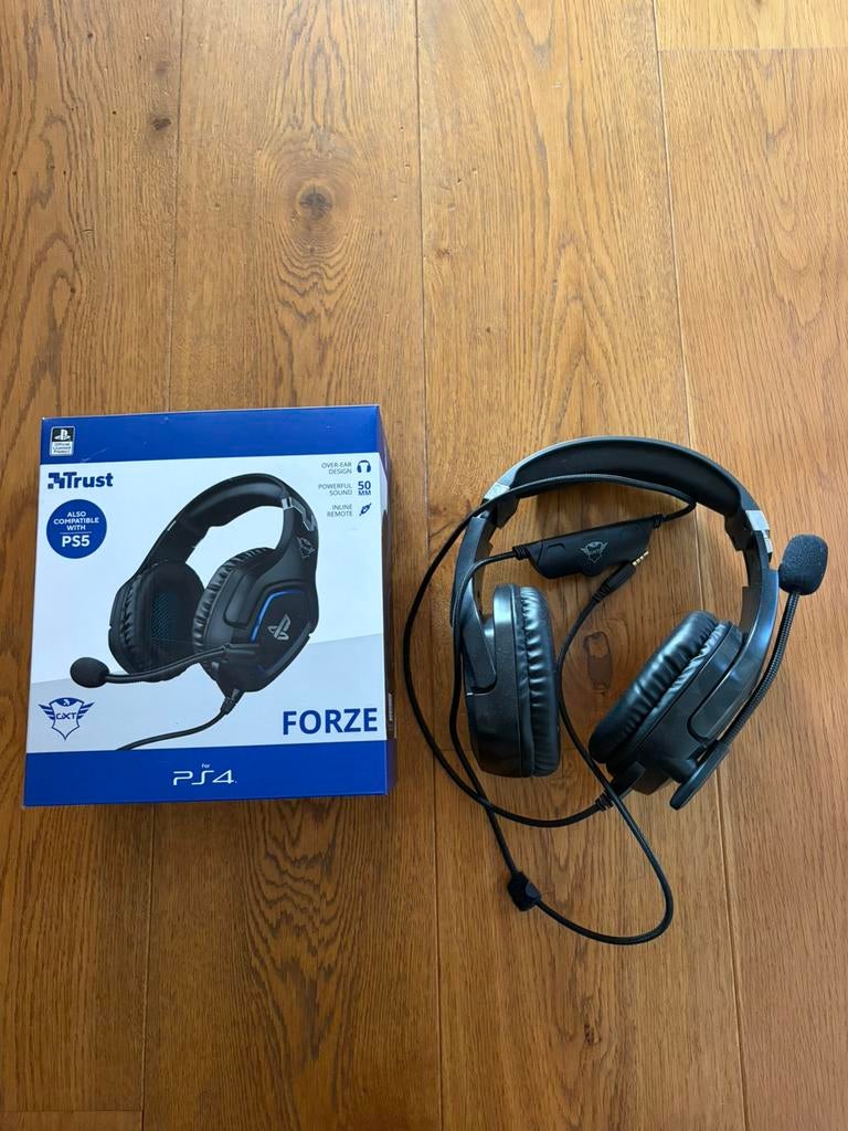Trust Gaming GXT448 Forze Gaming Headset, Gebruikt, Mute-functie, Ophalen of Verzenden, Over-ear
