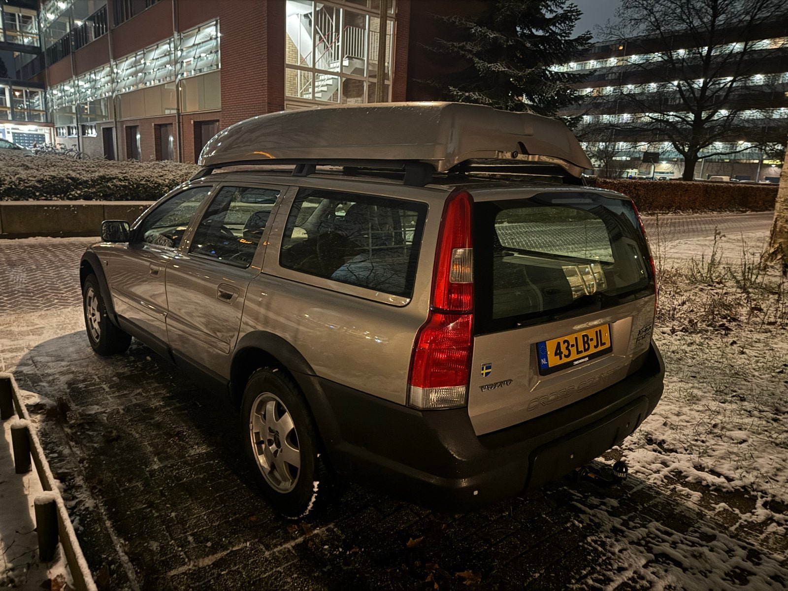 Originele Volvo XC70 dakkoffer - Compleet en klaar voor gebr, Auto diversen, Ophalen, Gebruikt