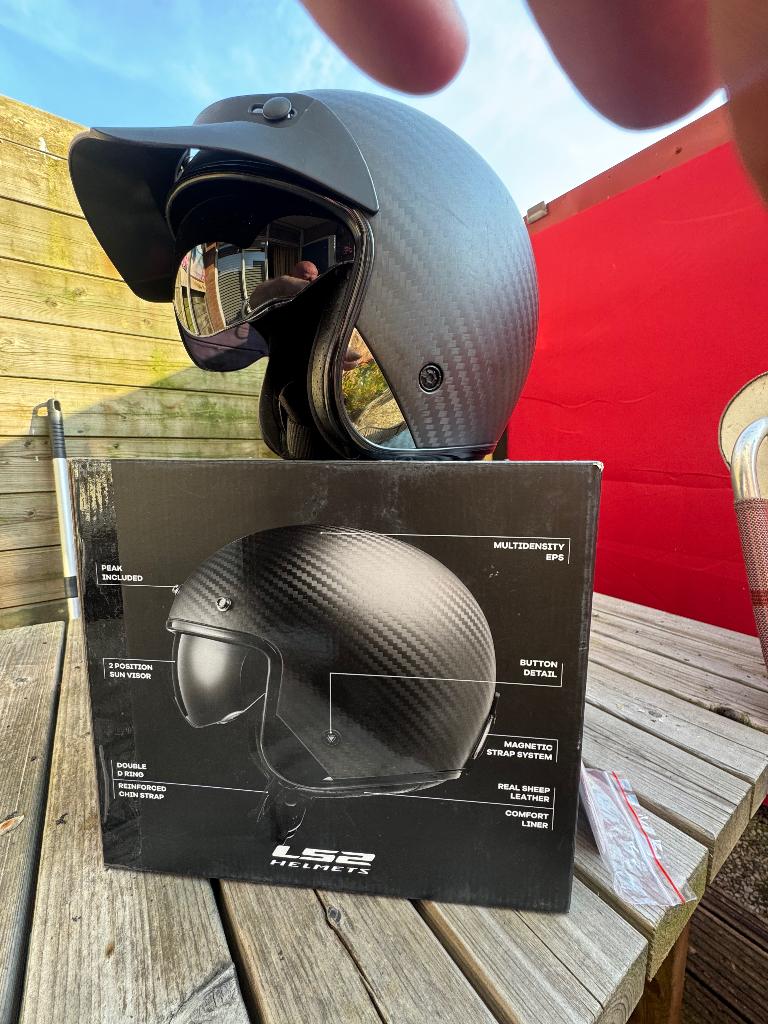 LS2 BOB Carbon, Motoren, Kleding | Motorhelmen, Overige merken, Jethelm, Ophalen of Verzenden, L