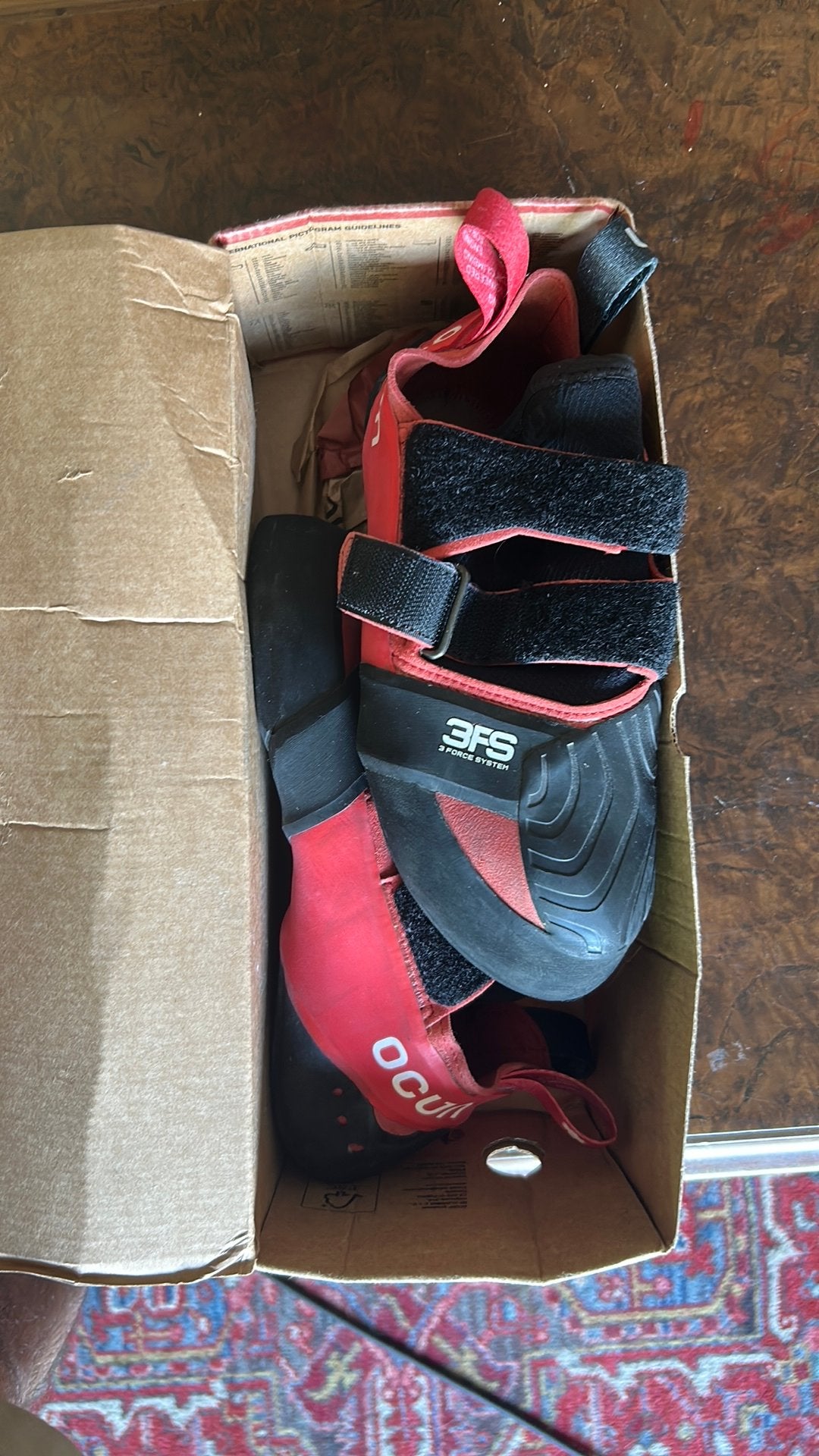 OCUN CLIMBING SHOES, klimschoenen 43, Ophalen of Verzenden, Zo goed als nieuw, Klimsportschoenen