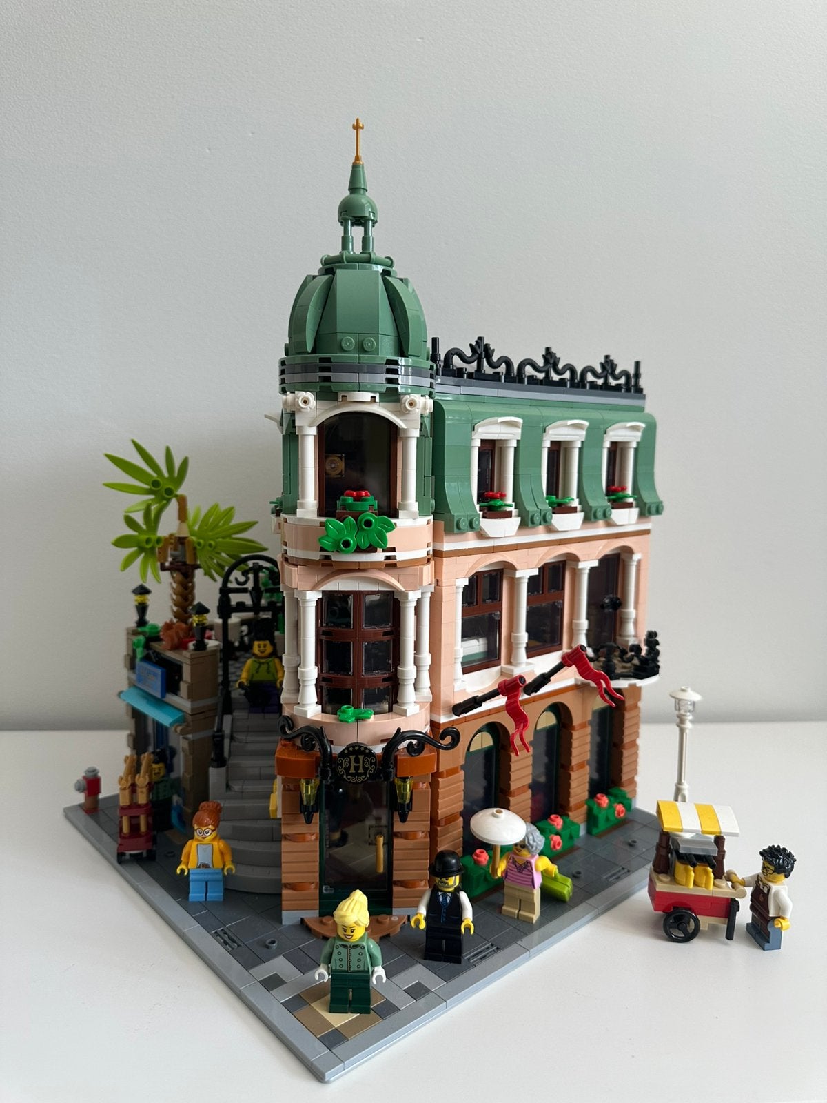 LEGO Creator Expert 10297 Boutique Hotel Compleet, Ophalen, Lego, Zo goed als nieuw, Compleet