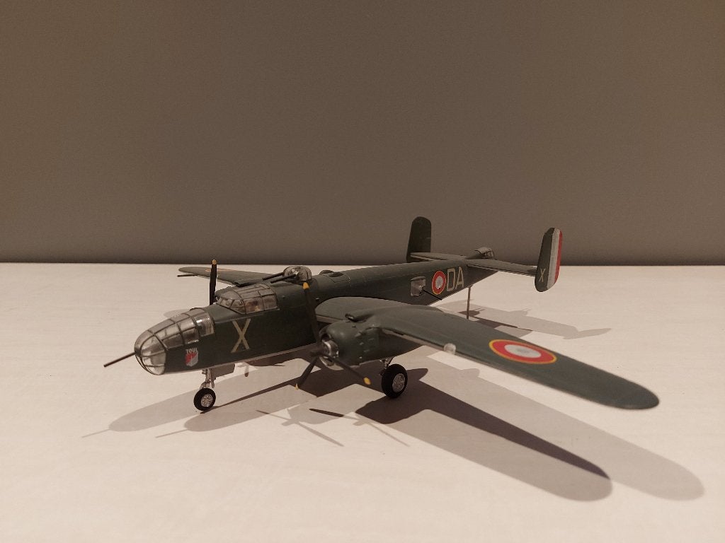 Plastic model van een B-25 Mitchell schaal 1/72 (M65), Ophalen of Verzenden, Gebruikt, Schaalmodel