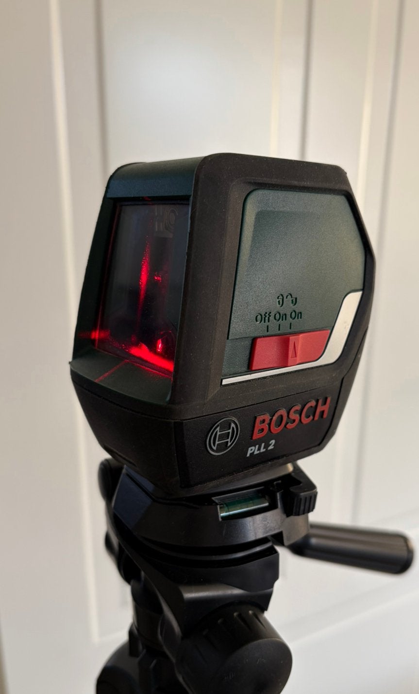 Bosch PLL 2 Digitale Kruislijnlaser met statief, Ophalen of Verzenden, Zo goed als nieuw