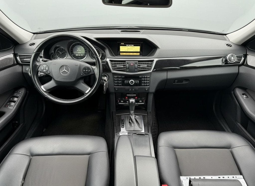 Mercedes-Benz E-klasse Estate 200 CGI, Auto's, Automaat, Euro 5, Gebruikt, 4 cilinders