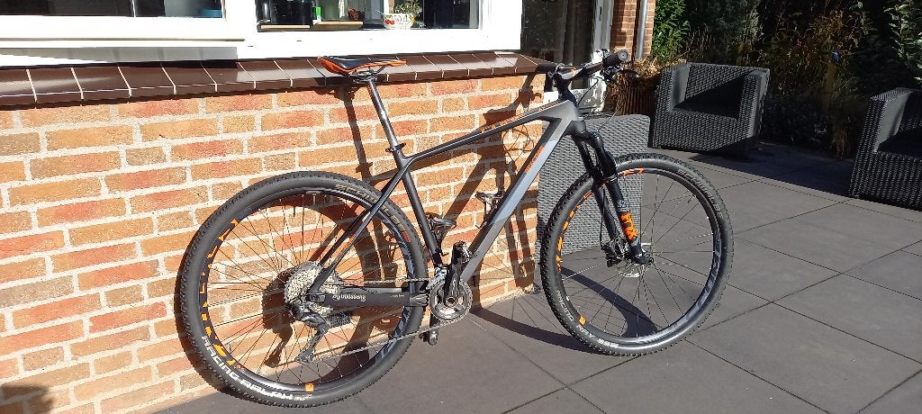 CUBE Reaction C62 Race 2019 – Carbon MTB–Shimano XT(21 inch), Gebruikt, Hardtail, Heren, Schijfrem