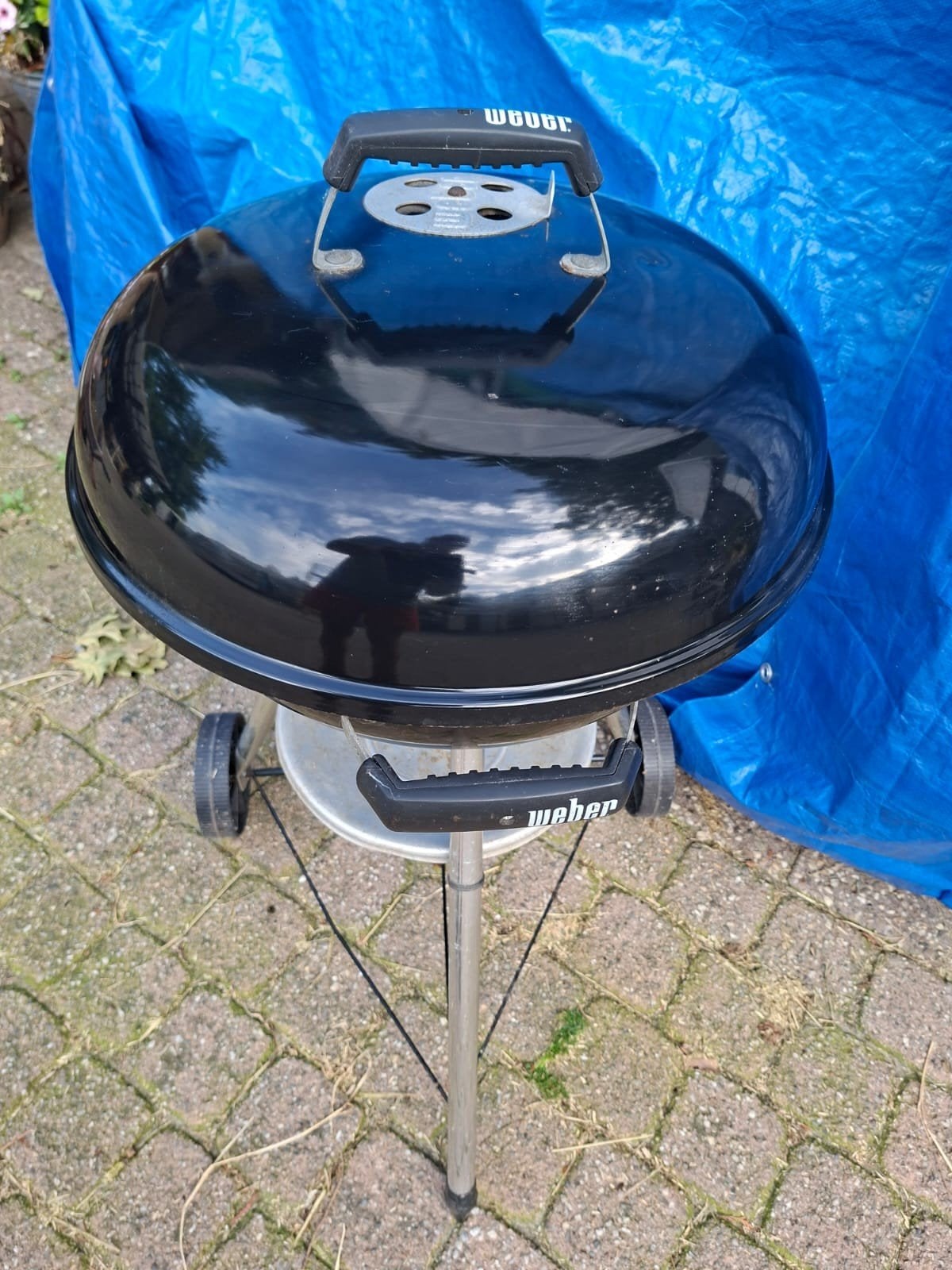 Weber BBQ in nette staat met extra roosters en kolenrekken, Ophalen, Gebruikt, Weber