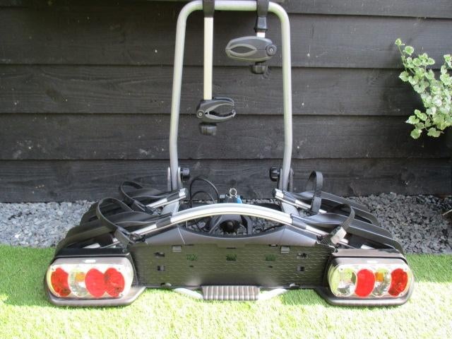 thule fietsendrager kantelbaar, Auto diversen, Fietsendragers, Gebruikt, Trekhaakdrager, 2 fietsen, Brede banden, Elektrische fiets