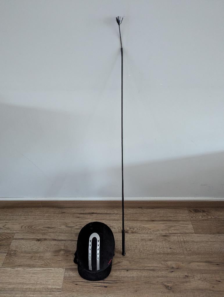 Paardrijcap & zweep, Dieren en Toebehoren, Paardrijkleding, Ophalen, Gebruikt, Recreatie, Kinderen