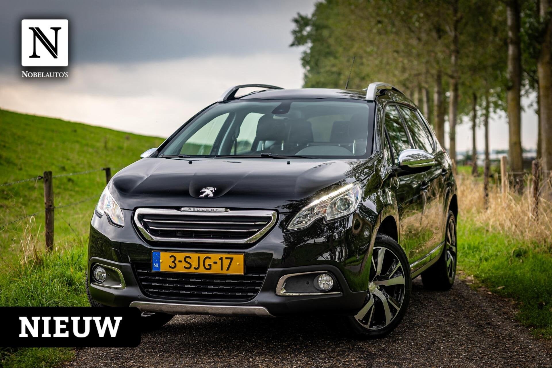 Peugeot 2008 1.6 VTi Première | JBL |Nap |Trekhaak |Navi, Voorwielaandrijving, Euro 5, Gebruikt, 4 cilinders