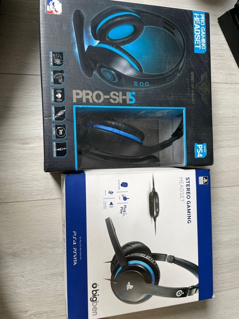 gaming headsets, Computers en Software, Headsets, Bigben, Ophalen of Verzenden, Zo goed als nieuw, Over-ear