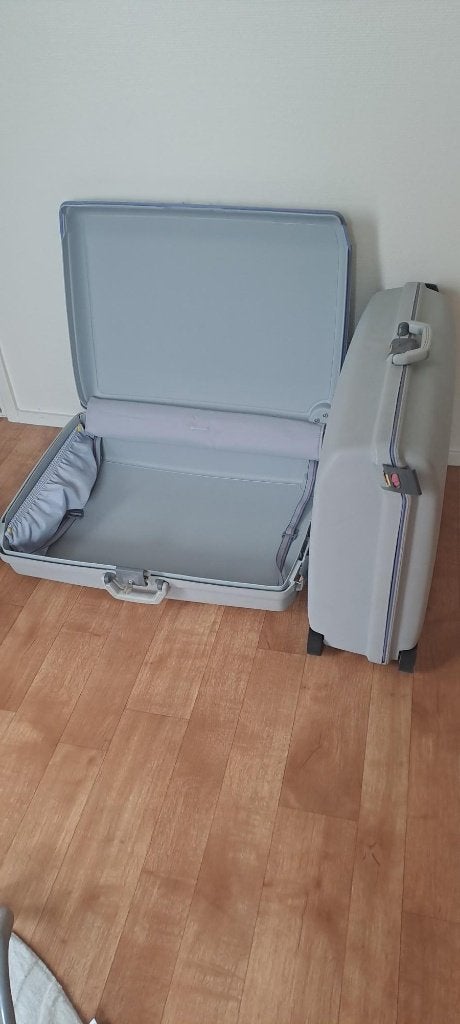 Samsonite reiskoffers, Gebruikt, Hard kunststof, 45 tot 55 cm, Wieltjes