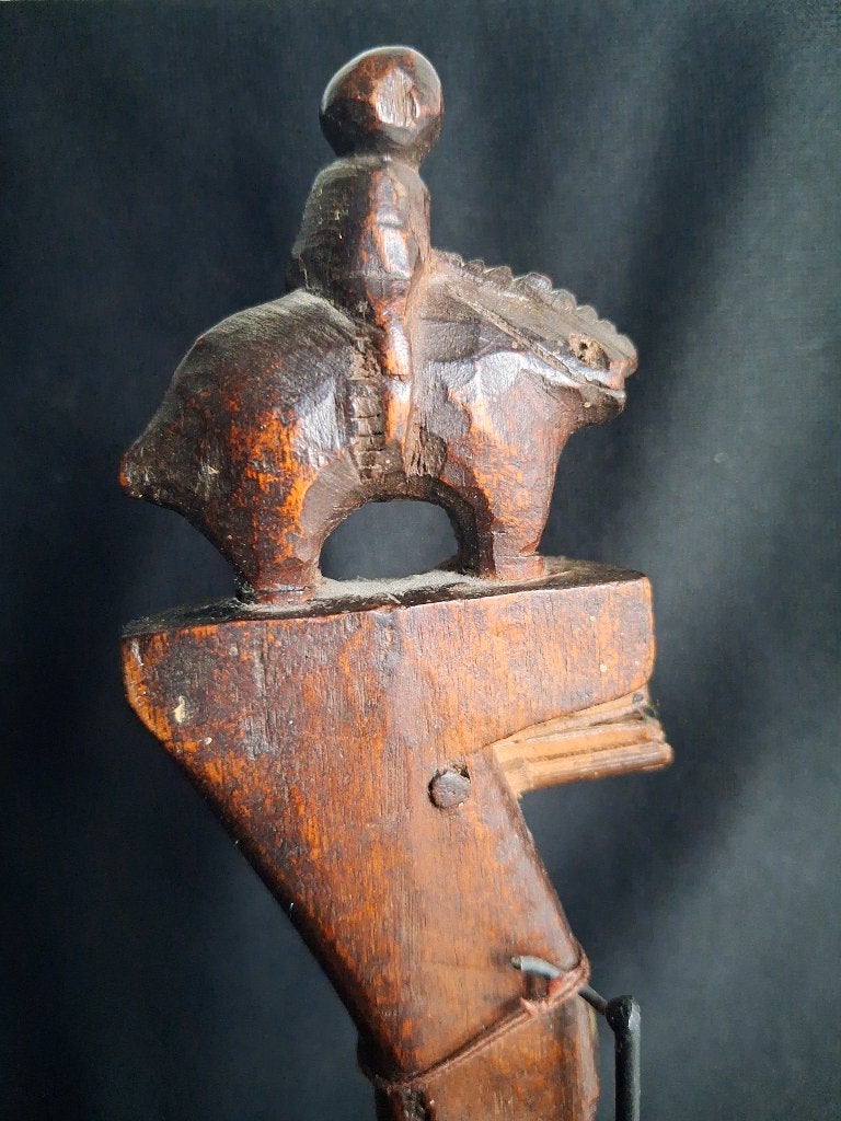 Dayak weefgerei stekelvarken geen batak asmat timor tanimbar, Hout, Bruin, Ophalen of Verzenden, Indonesië