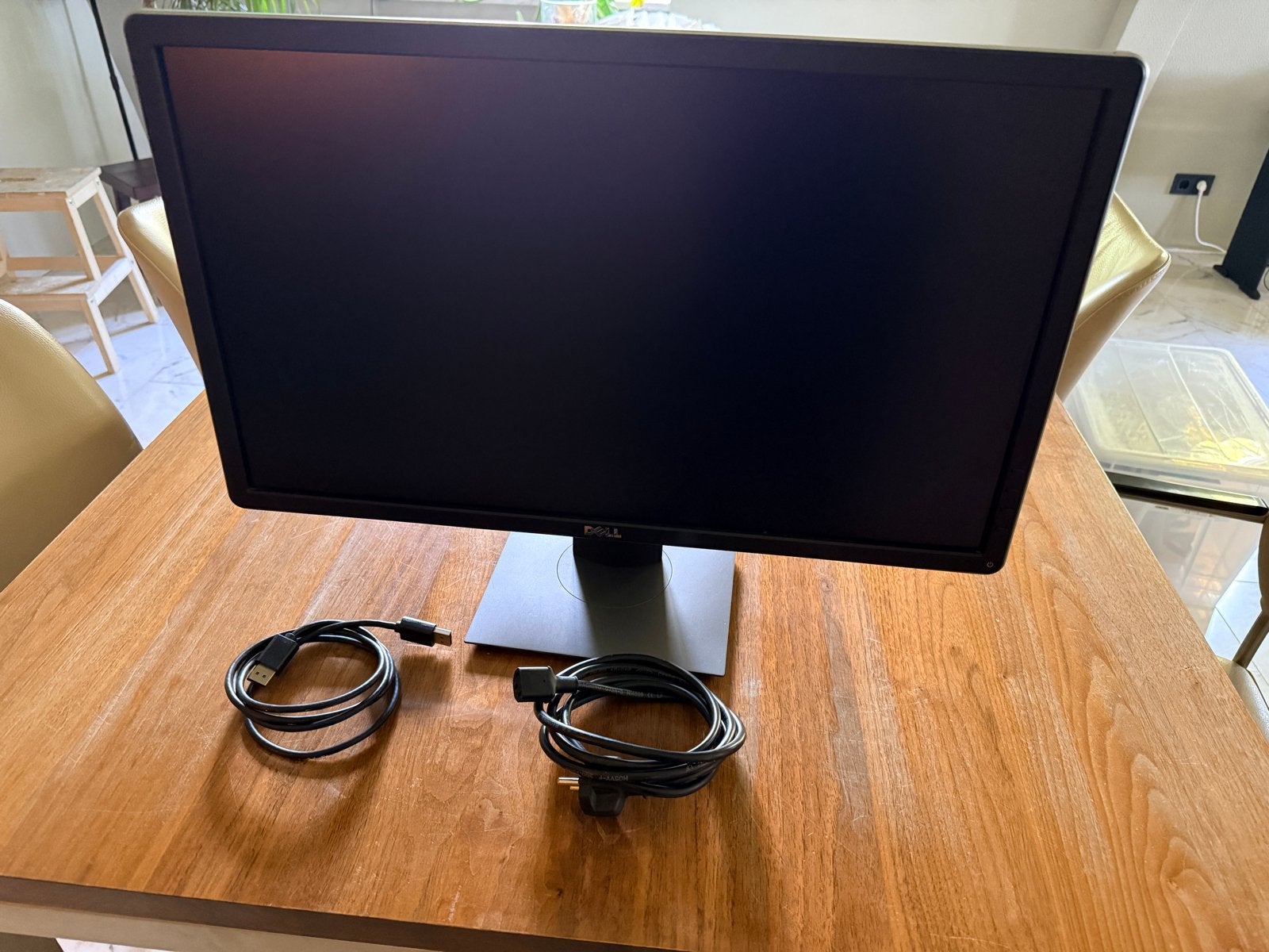 Dell Beeldscherm 23,6 inch - Inclusief kabels, Computers en Software, Monitoren, Ophalen, Gebruikt